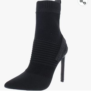 Steve Madden Women's Maxwelle Ankle Boot Size 8M